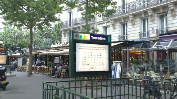 The Charming Trocadero Eiffel Tower Bed & Breakfast Paris Bagian luar foto
